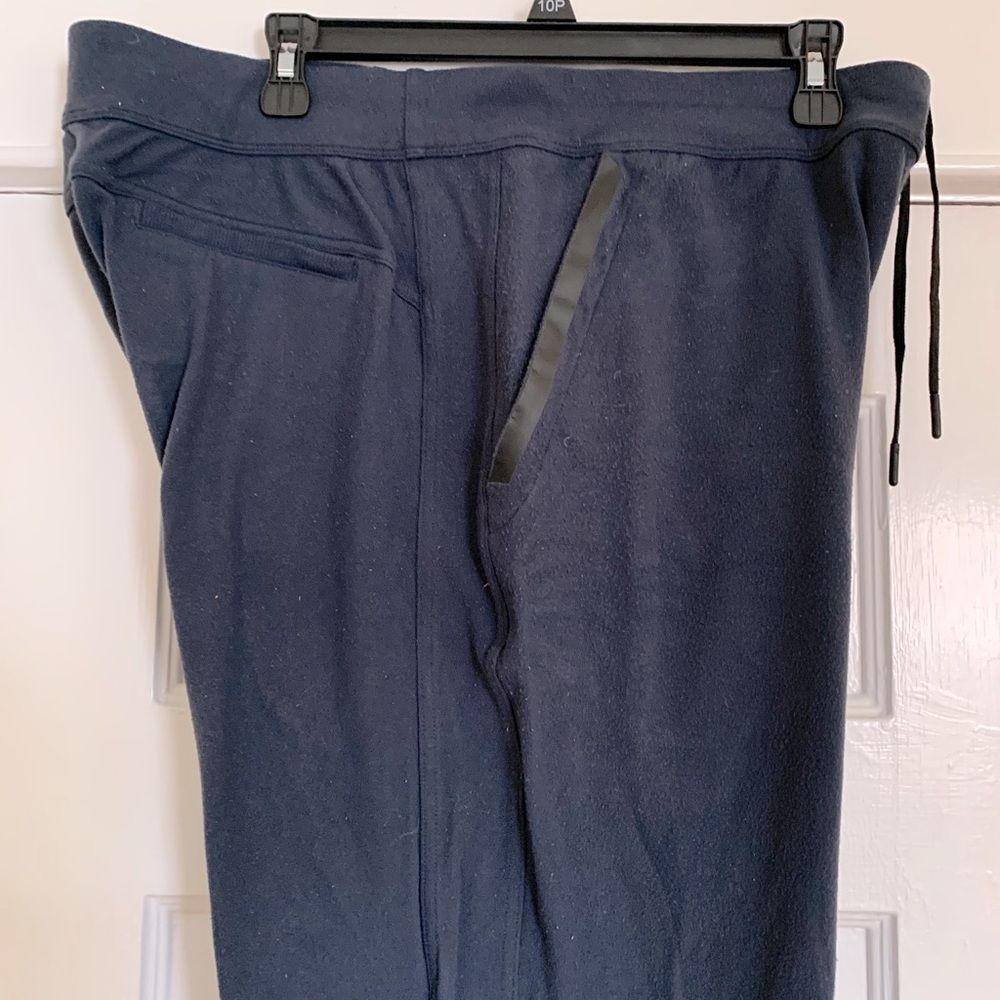 Lululemon workout pants